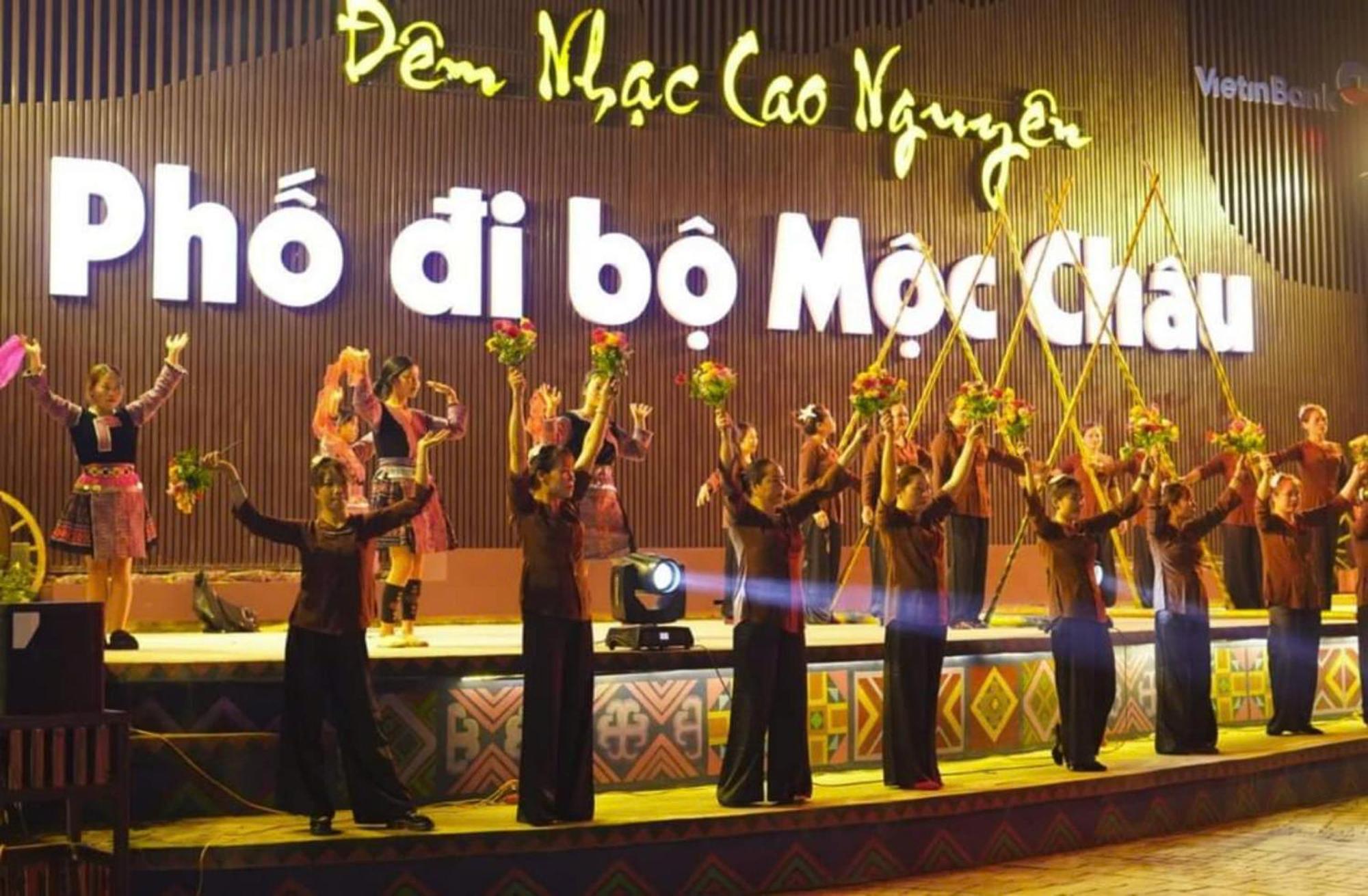 Goc Homestay & Cocktail Bar In Moc Chau Night Market Kültér fotó